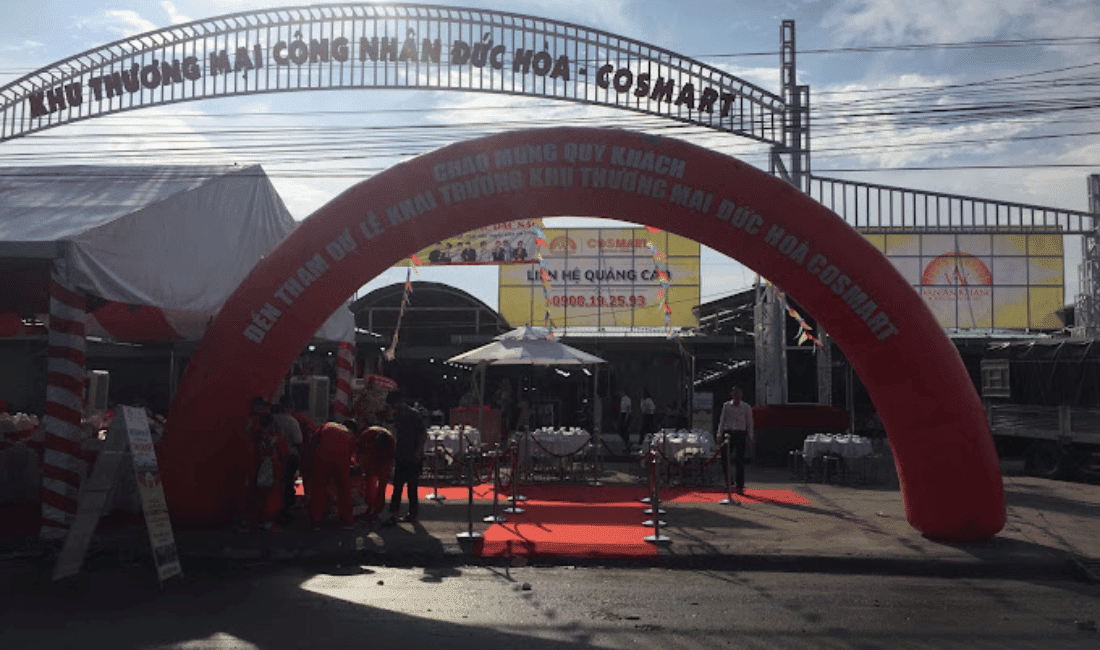  Trung tâm Thương mại công nhân Đức Hòa tại huyện Đức Hòa, tỉnh Long An