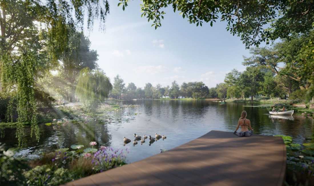 Tập yoga rèn luyện sức khỏe bên hồ nước thơ mộng